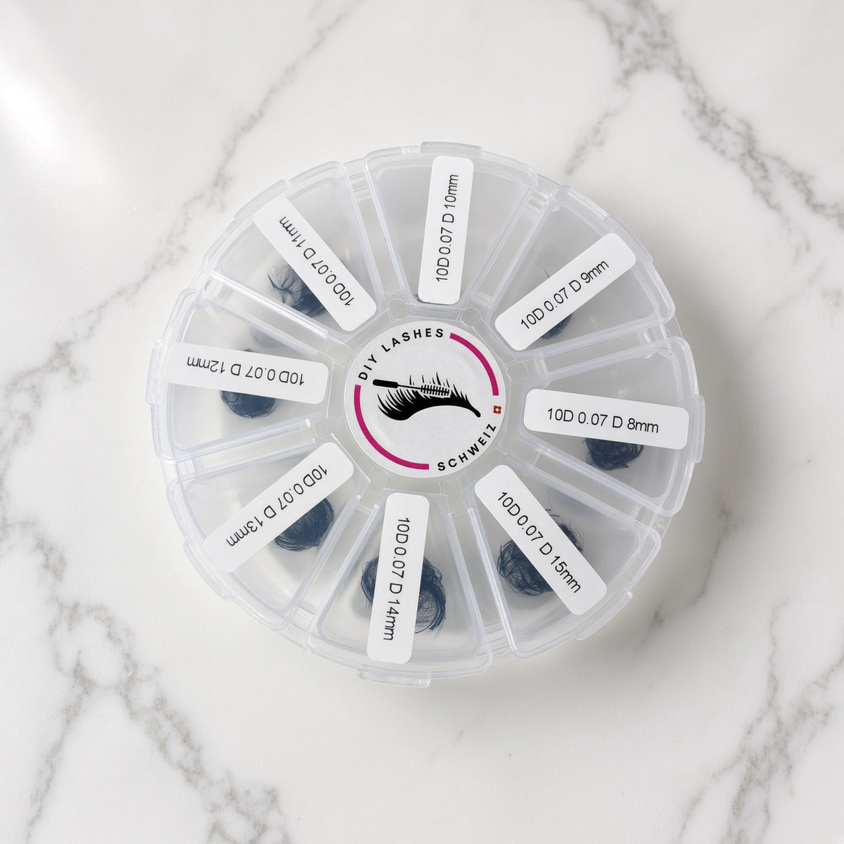 Wimpernverlängerung Schweiz, wimpernshop schweiz, lashes shop schweiz, Premade Fans, Premade Volume Fans, Volume Lashes, Mega Volume Lashes, Premade Lashes, Volumen Wimpern, Wimpernextensions, Lash Extensions, Lash Fans, Volumen Fans, Premade Fans Schweiz, Lashstylistin, Lash Artist, Wimpernfächer, professionelle Wimpernverlängerung, sonary chau